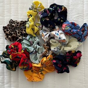 12 piece Assorted Scrunchies